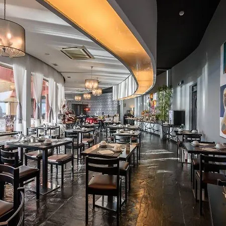 道斯卡尔奎特加斯酒店 酒店 科维良