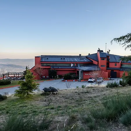 Lam Serra Da Estrela מלון