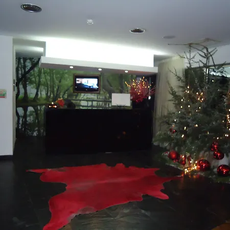 道斯卡尔奎特加斯酒店 酒店 4*