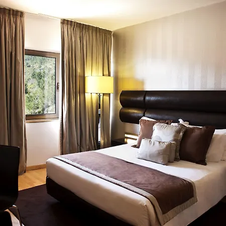 מלון Lam Serra Da Estrela 4*