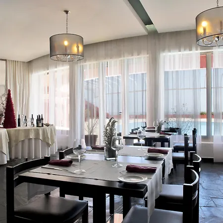 酒店 道斯卡尔奎特加斯酒店 科维良