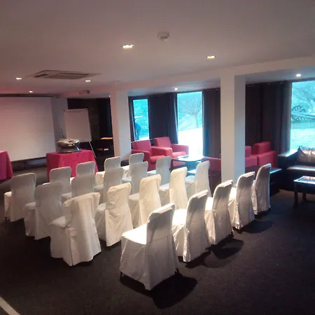 道斯卡尔奎特加斯酒店 酒店 4*