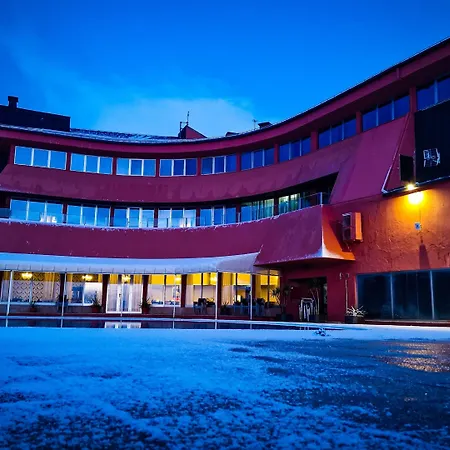 Hotell Carqueijais - Serra Da Estrela 4*