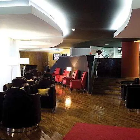 酒店 道斯卡尔奎特加斯酒店 4*