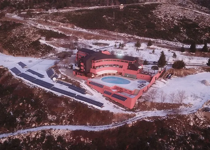 Hotel Carqueijais - Serra Da Estrela 4*